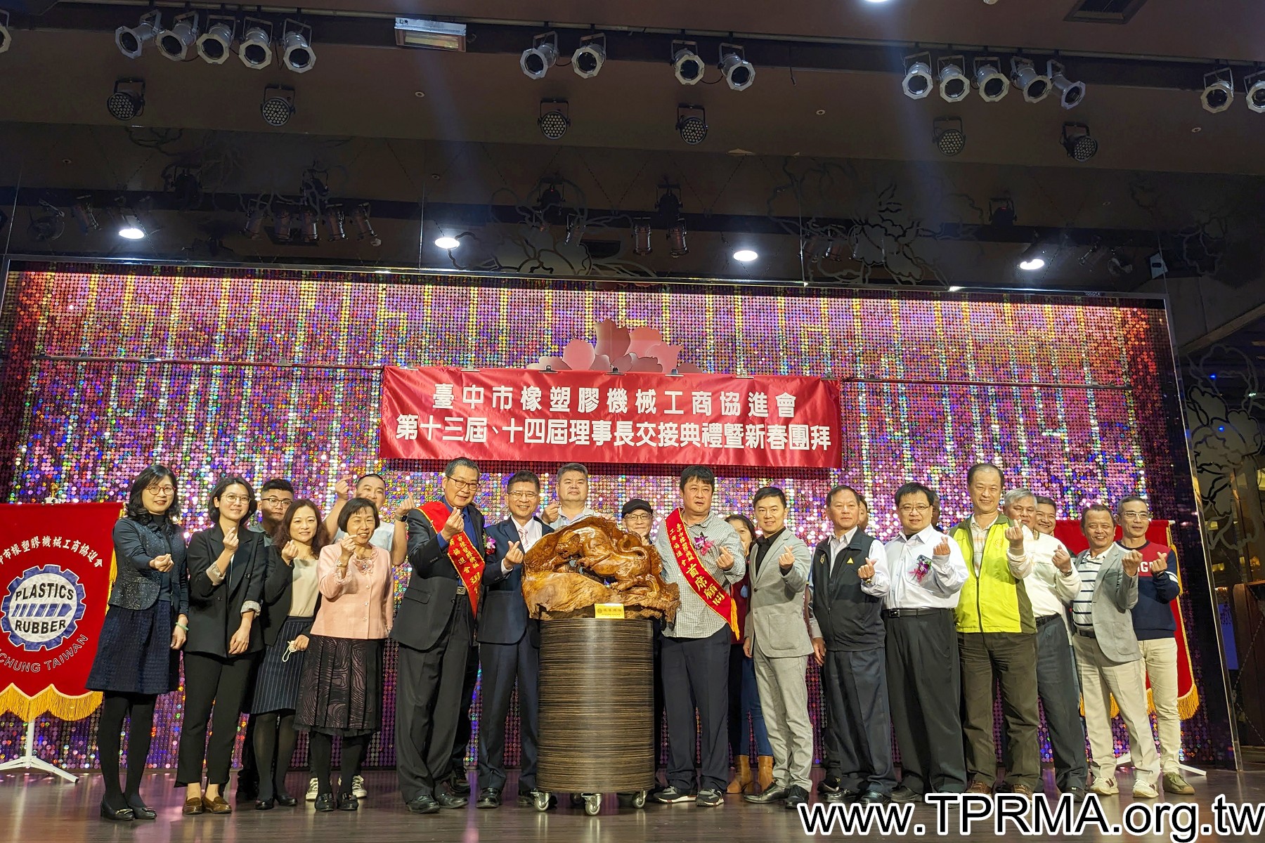 PXL 20230209 110026216 1